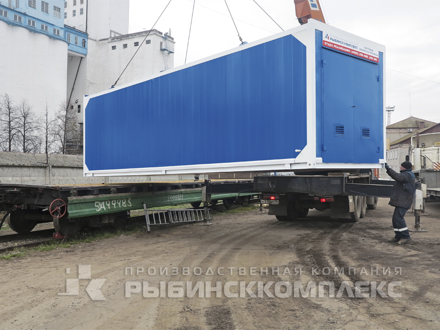 Погрузка на ж/д платформу блок-контейнера для транспортировка габаритными раз мерами 8х2,5х2,6 м 