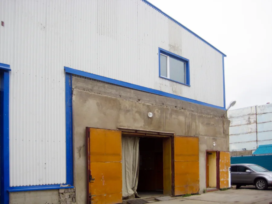 Здание СТО, 840 м² площадью 840 м2